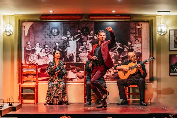 Espectáculo flamenco en el tablao La Cantaora