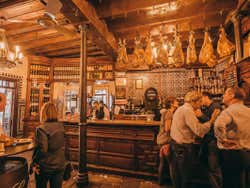 Bar de tapas en Sevilla